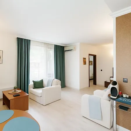 Sea Sirena With A Mountain View * スヴェティ・ヴラス