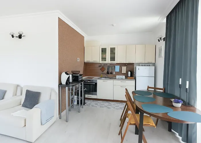 Sea Sirena With A Mountain View Apartmán *